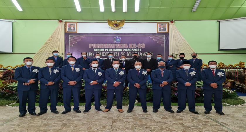 Purnawiyata ke-68 SMA Negeri 2 Malang